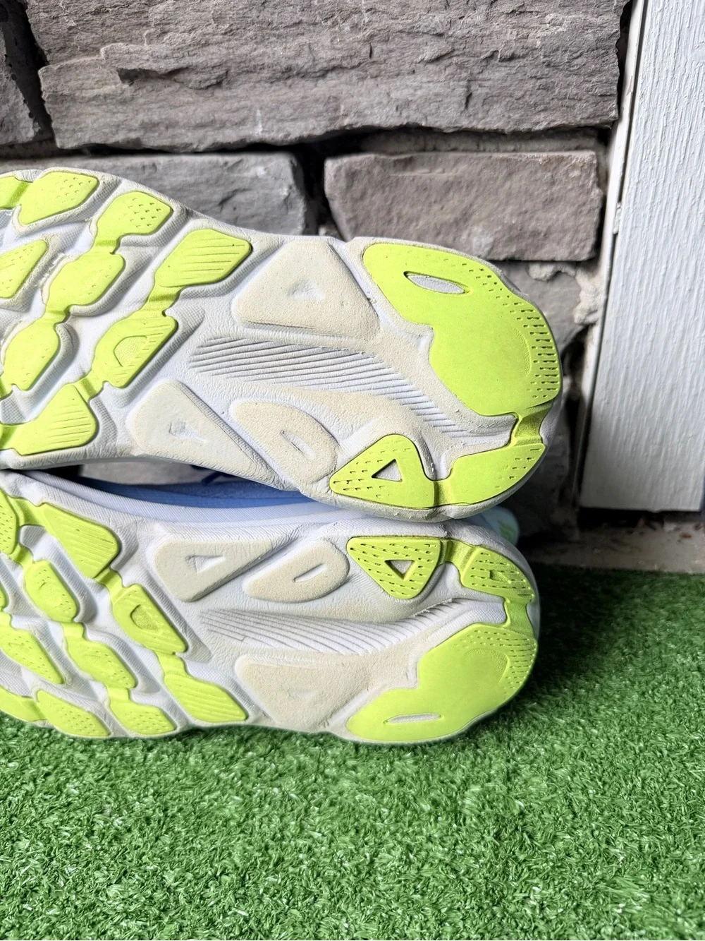 Hoka One One Clifton 9 Wide Pastel Blue Women’s Sneakers